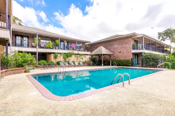 Lafayette, LA 70503,112 Hillside DR #16