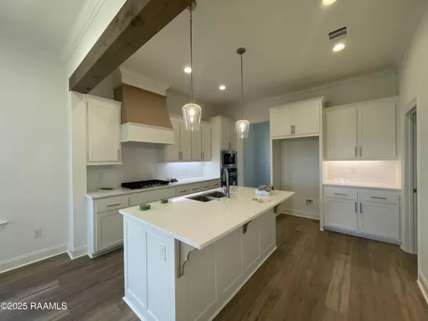 Scott, LA 70583,409 Bozeman TRL