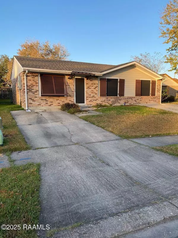 Lafayette, LA 70506,102 Thompson LOOP