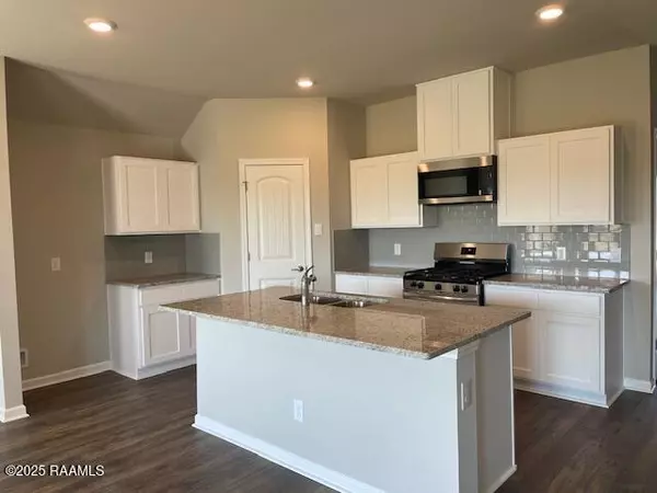 New Iberia, LA 70560,1503 Highland DR