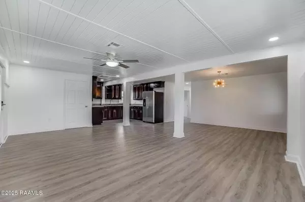 Youngsville, LA 70592,724 Linden Lewis RD