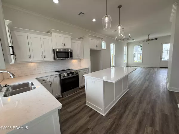 Lafayette, LA 70508,116 Chimney Rock BLVD