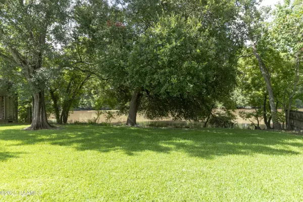 New Iberia, LA 70563,3936 Bayou BLVD