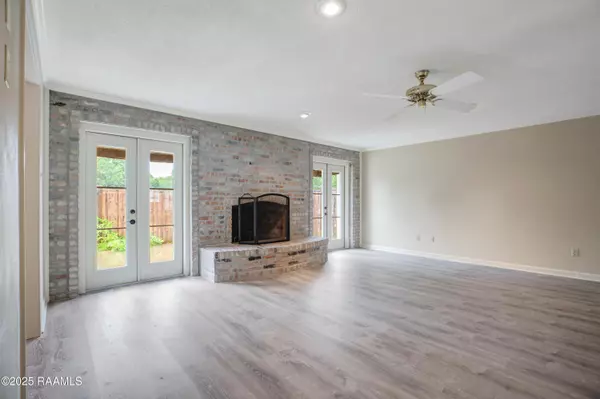 Lafayette, LA 70506,115 Breckenridge LOOP