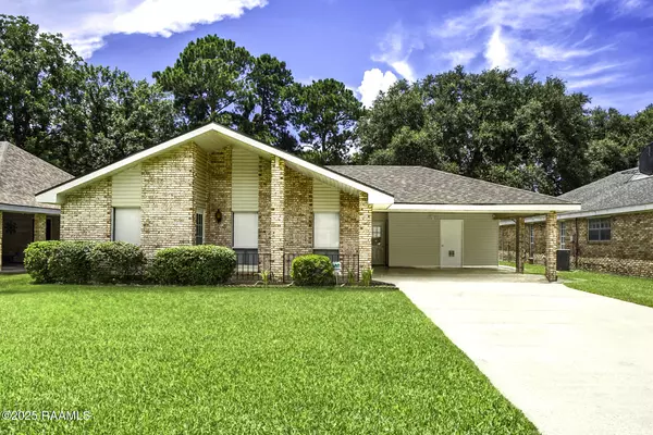 108 Orangewood DR, Lafayette, LA 70503