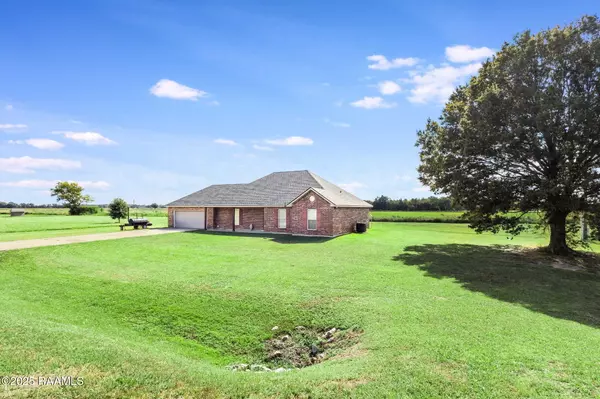 Church Point, LA 70525,106 Country Meadows RD