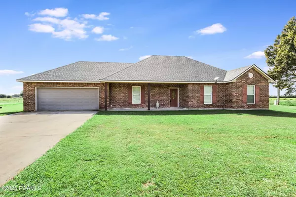 106 Country Meadows RD, Church Point, LA 70525