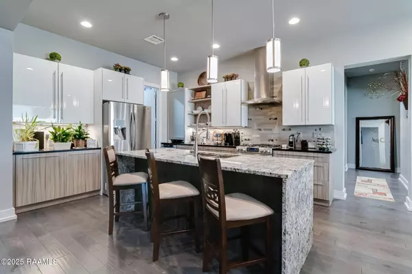 Opelousas, LA 70570,314 Champagne DR