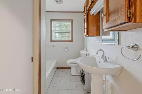 Evangeline, LA 70537,141 Spanish Moss LN