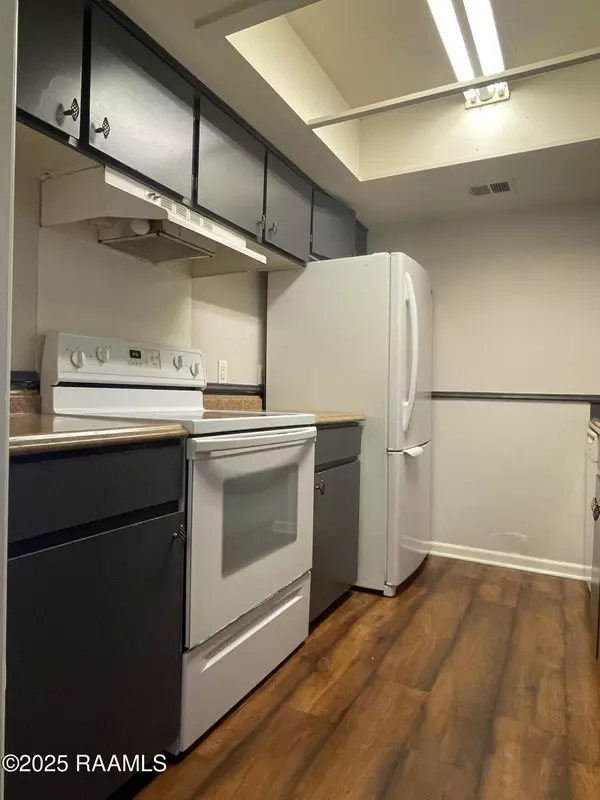 Lafayette, LA 70503,3121 Johnston Street #128