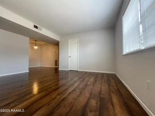 Lafayette, LA 70503,3121 Johnston Street #128