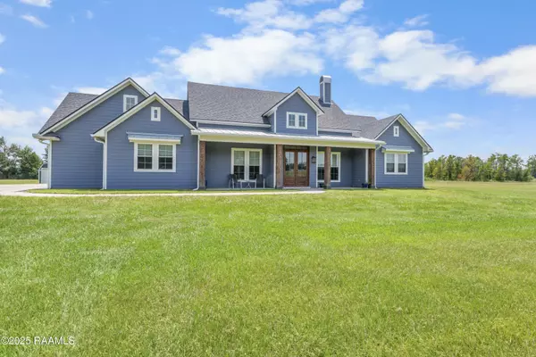 Scott, LA 70583,220 Bee Hebert RD