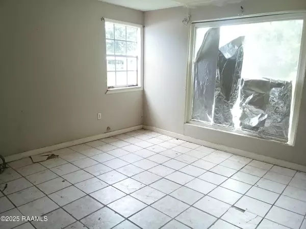 Breaux Bridge, LA 70517,274 Blanchard ST