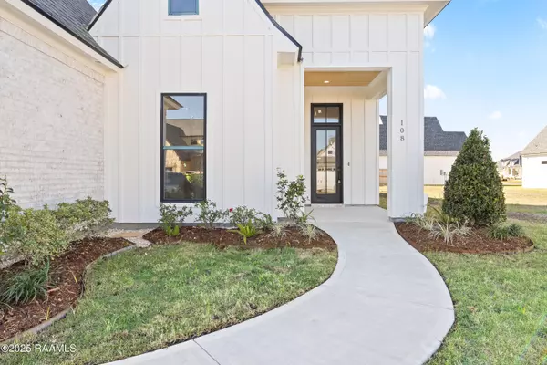 Youngsville, LA 70592,108 Travellers Palm WAY