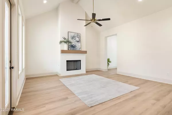 Broussard, LA 70518,108 Travellers Palm WAY