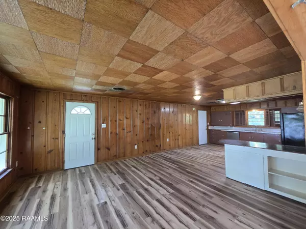 Abbeville, LA 70510,1704 W Port ST