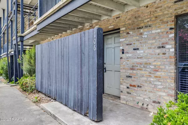 701 S College RD #Apt 106, Lafayette, LA 70503