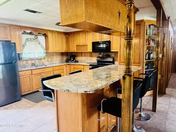 Abbeville, LA 70510,13932 Navaho ST