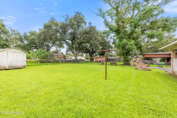 Lafayette, LA 70506,104 Fairway DR