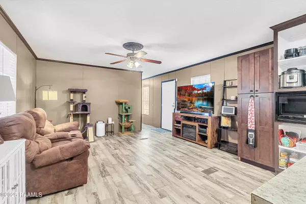 Breaux Bridge, LA 70517,1111-A Rene O Guidry