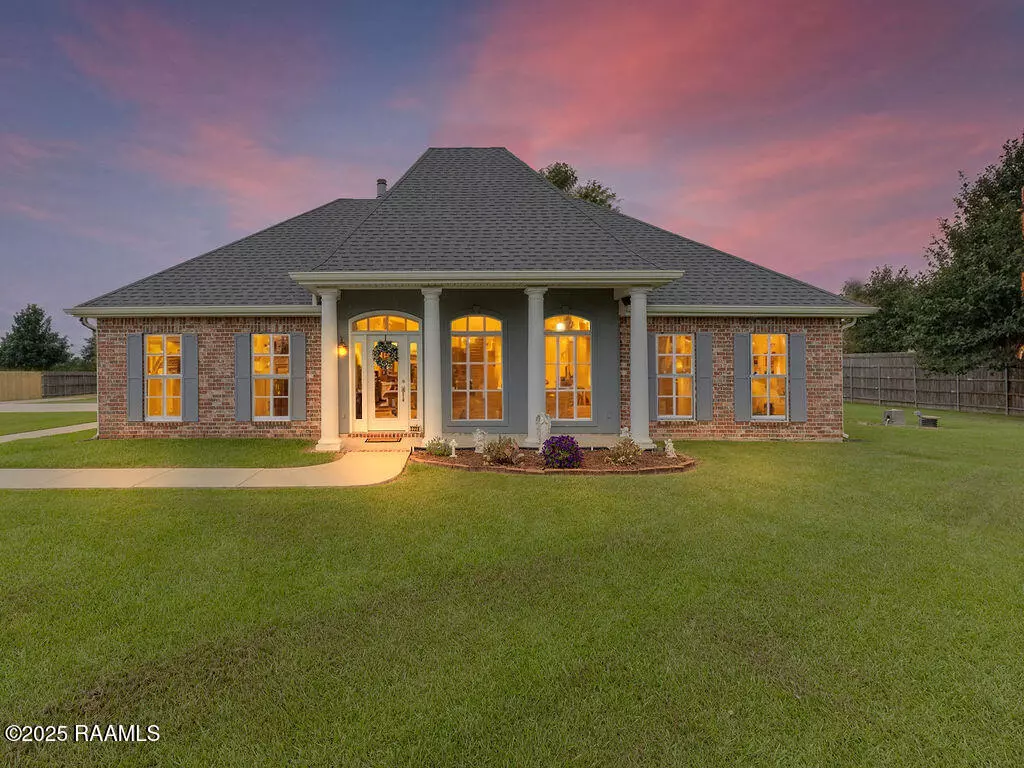 Lafayette, LA 70507,1226 Dugas RD