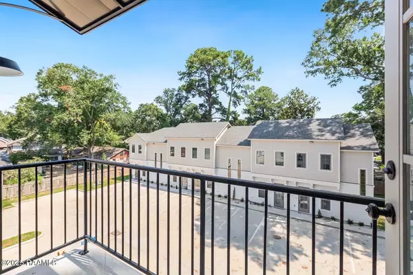 Lafayette, LA 70508,222 Steiner Oaks RD