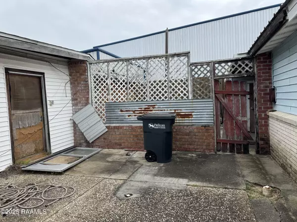 New Iberia, LA 70560,301 Hilliard ST