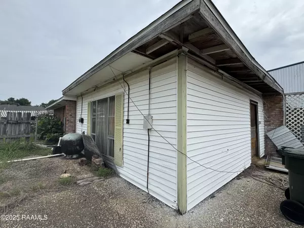 New Iberia, LA 70560,301 Hilliard ST