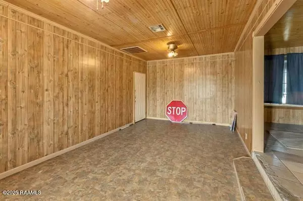Jennings, LA 70546,103 Houssiere RD