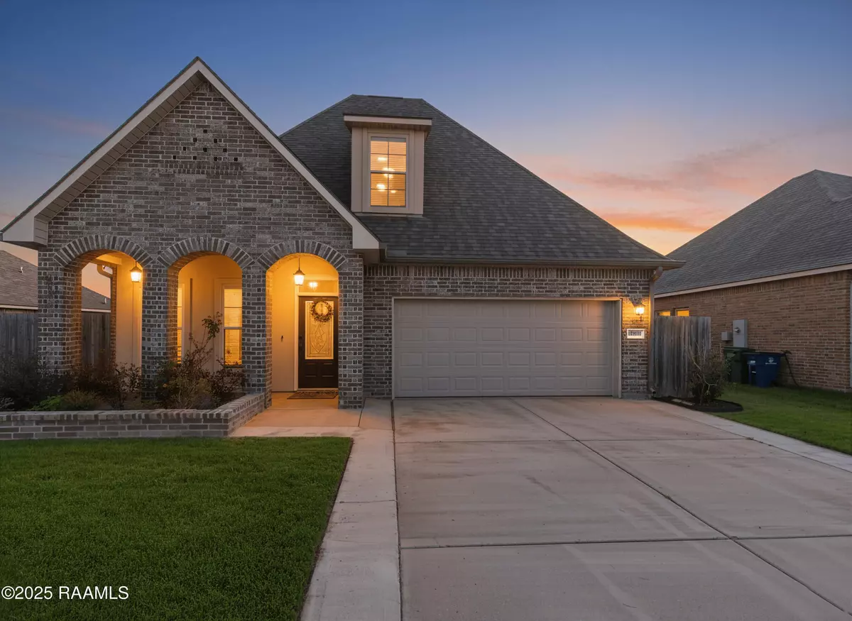 Youngsville, LA 70592,207 Hutton LN