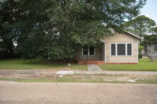 709 E Lafayette ST, Abbeville, LA 70510