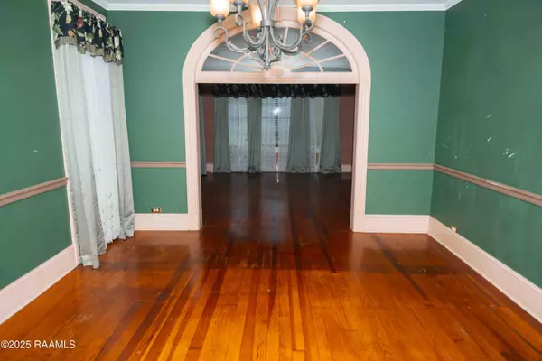 Abbeville, LA 70510,709 E Lafayette ST