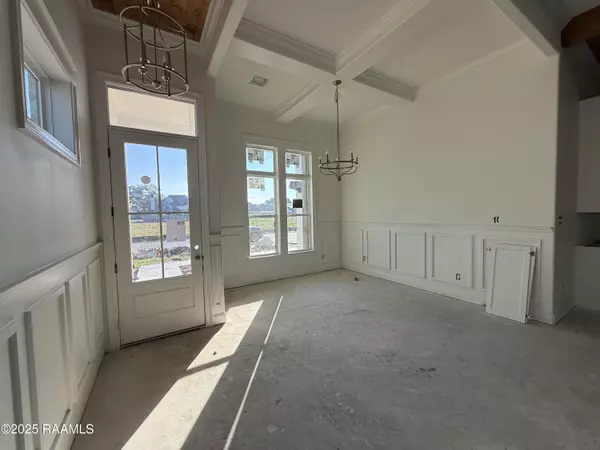 Broussard, LA 70518,114 Spring Meadow DR