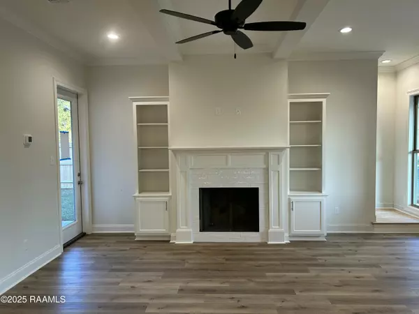 Lafayette, LA 70508,100 Hearth ST