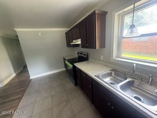 New Iberia, LA 70560,505 James ST