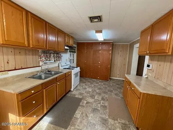 Gueydan, LA 70542,405 Wilkinson ST