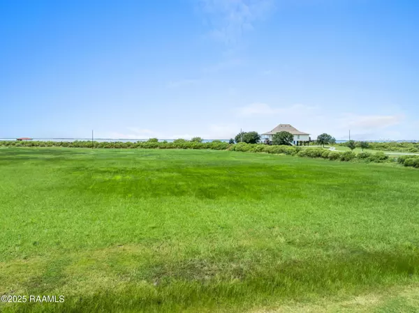 Lake Charles, LA 70607,0 Calcasieu Lake DR