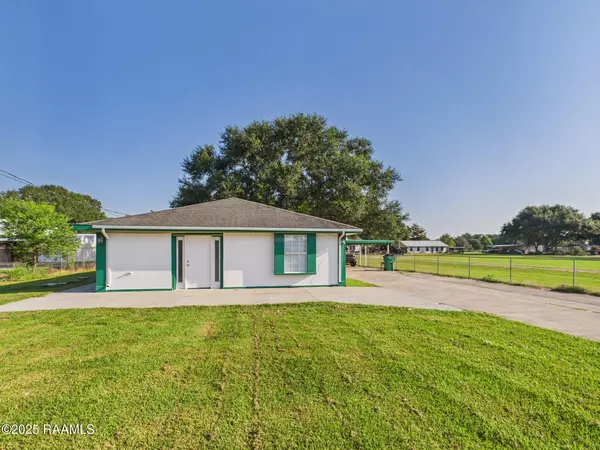 Church Point, LA 70525,2437 Peach Bloom HWY