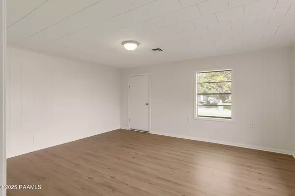 Kaplan, LA 70548,711 N Deshotels AVE