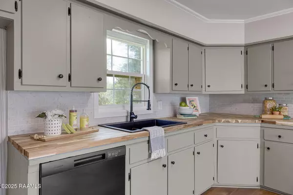 Rayne, LA 70578,7342 Grand Prairie HWY