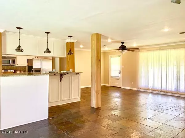 Lafayette, LA 70507,104 Woodrich LN