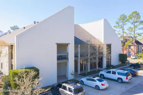 Lafayette, LA 70503,345 Doucet RD #200 H