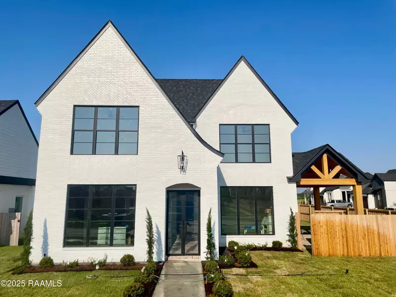 100 Travellers Palm WAY, Youngsville, LA 70592