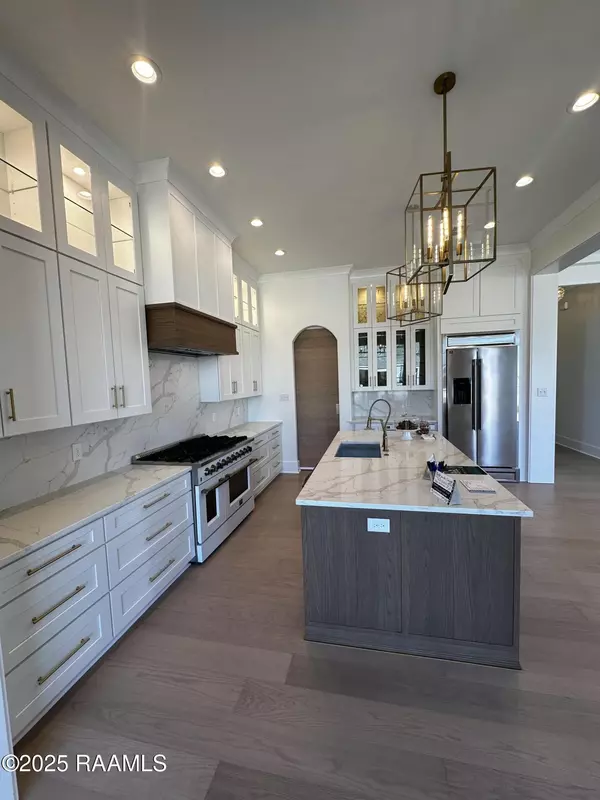 Youngsville, LA 70592,100 Travellers Palm WAY