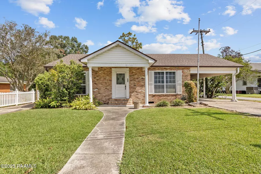 311 S Morgan AVE, Broussard, LA 70518