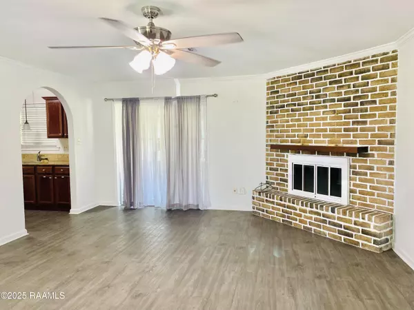 Lafayette, LA 70506,107 Saint Nicholas DR