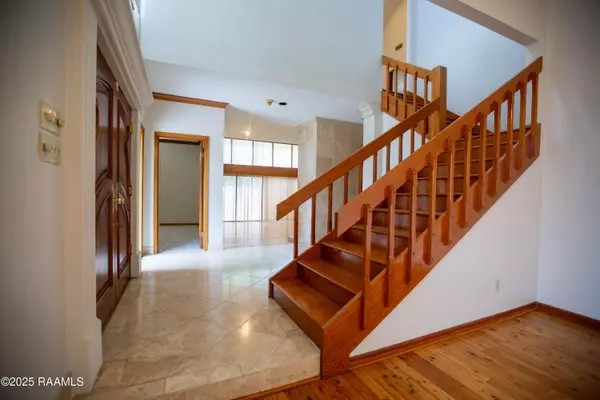 Lafayette, LA 70508,101 Hunters Hollow