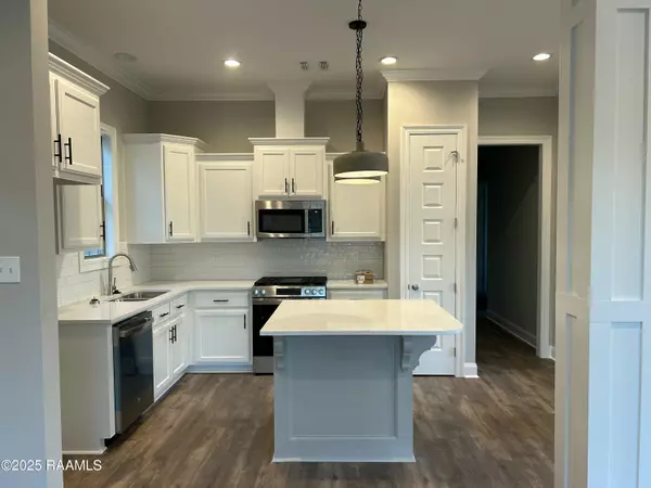 Lafayette, LA 70508,106 Avoyelles DR