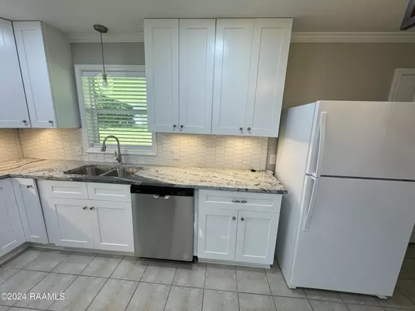 Lafayette, LA 70503,305 Alice DR