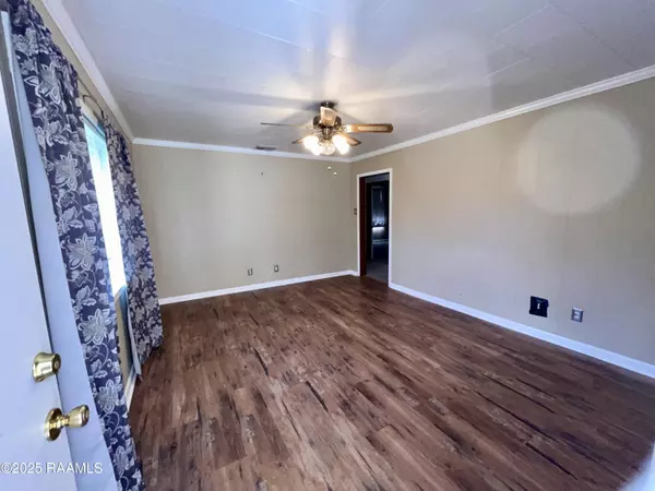 Duson, LA 70529,1106 Ridge RD
